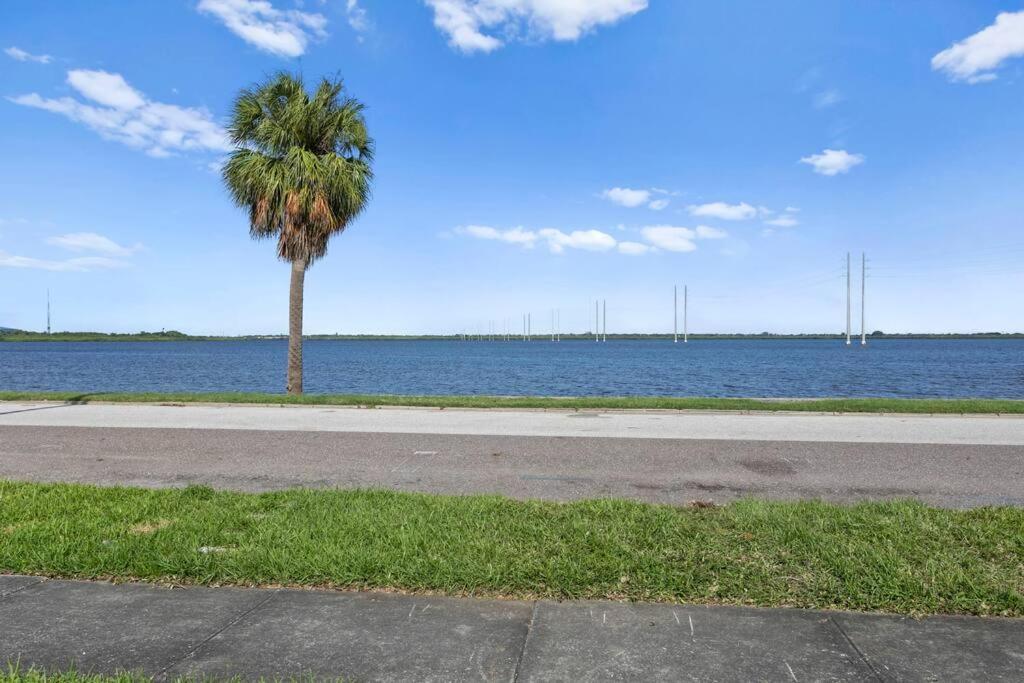 Mermaids Grotto Waterfront 1Br Apt With Bay View Villa Tampa Exterior foto